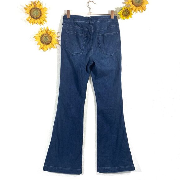 Altar’d State Dark Blue Wash Bell Bottom Jeans Size 26 Or 2 Women’s - Picture 4 of 9